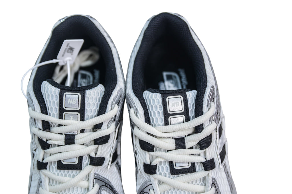 NEW BALANCE 1906R WHITE/SILVER/BLACK