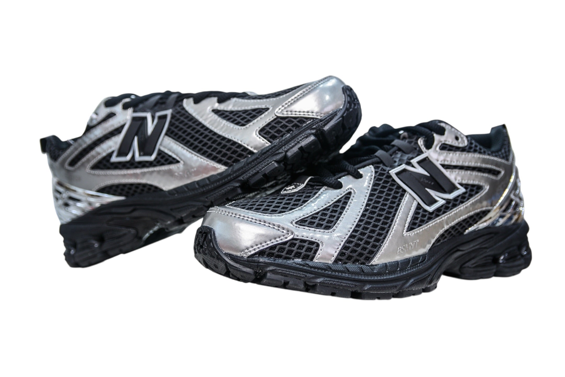 NEW BALANCE 1906R BLACK/SILVER
