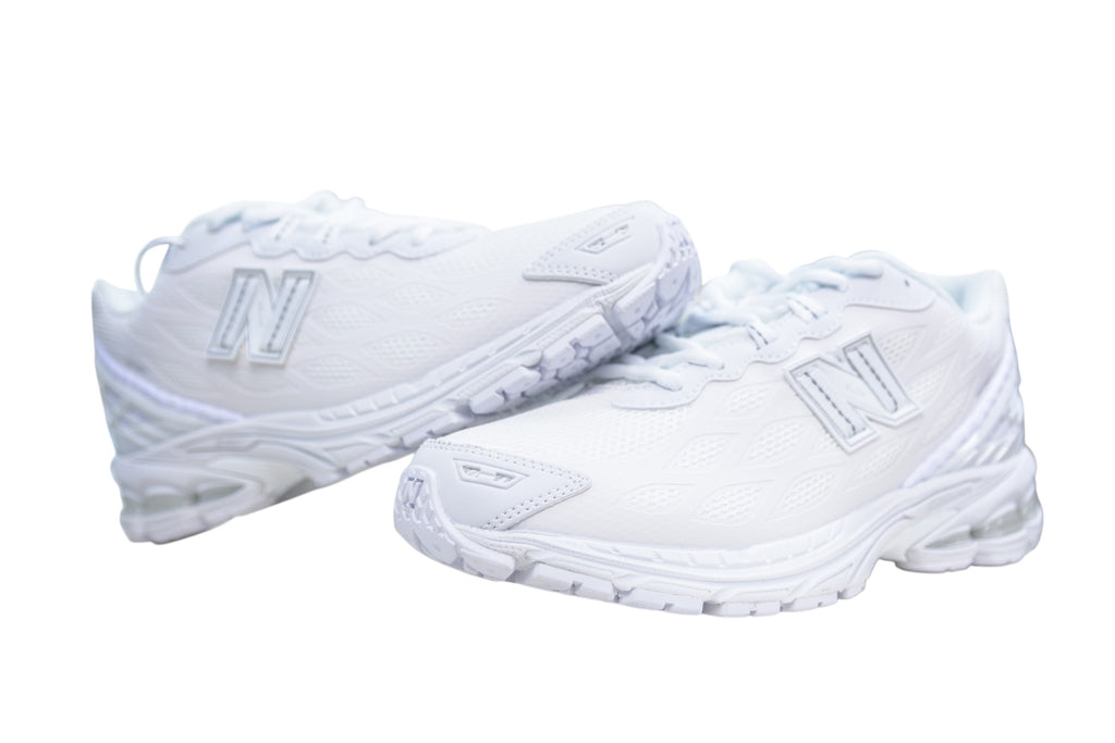 NEW BALANCE 1906R TRIPLE WHITE