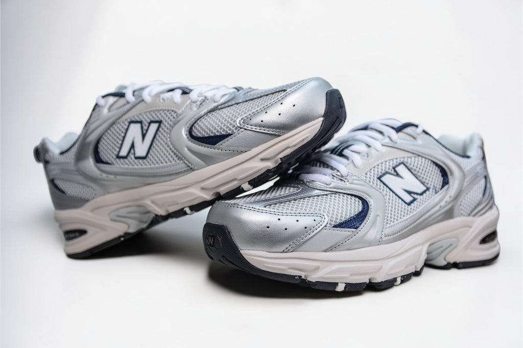 NEW BALANCE 530 Silver/Navy