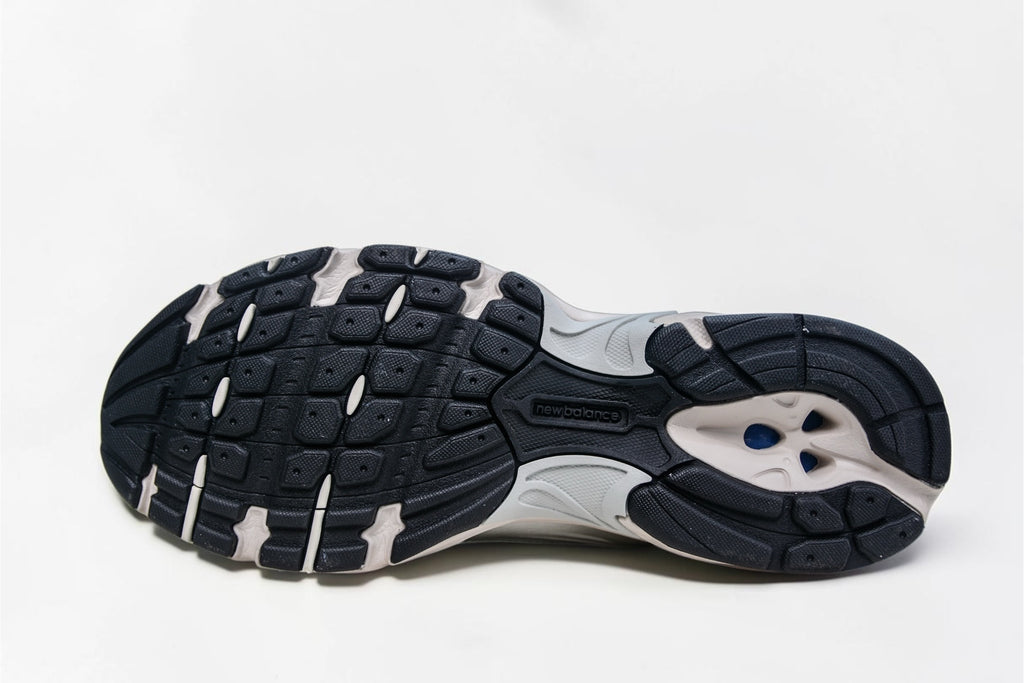 NEW BALANCE 530 Silver/Navy