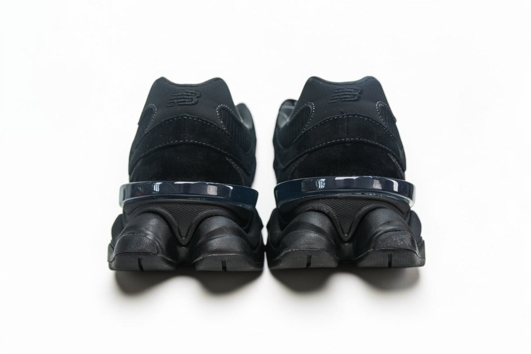 NEW BALANCE 9060 TRIPLE BLACK