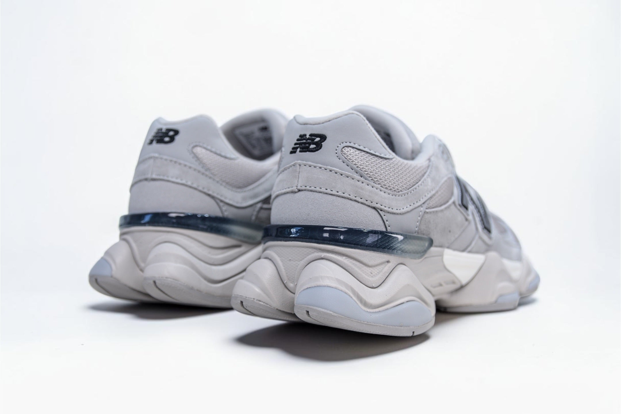 NEW BALANCE 9060 RAIN CLOUD GREY/WHITE