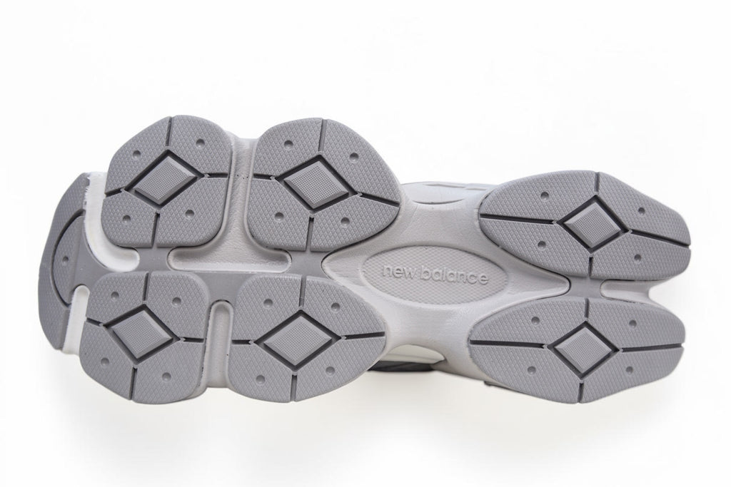 NEW BALANCE 9060 RAIN CLOUD GREY/WHITE