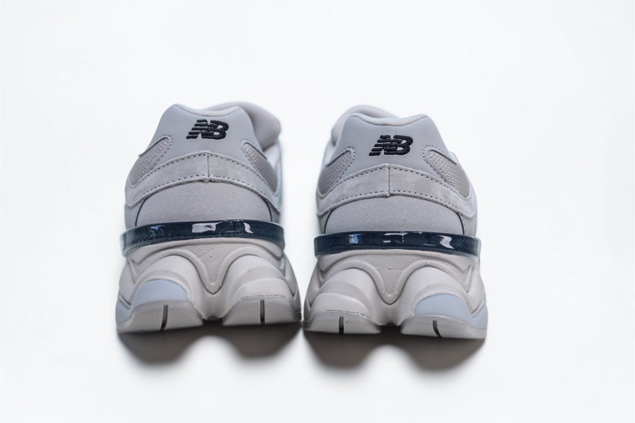 NEW BALANCE 9060 RAIN CLOUD GREY/WHITE