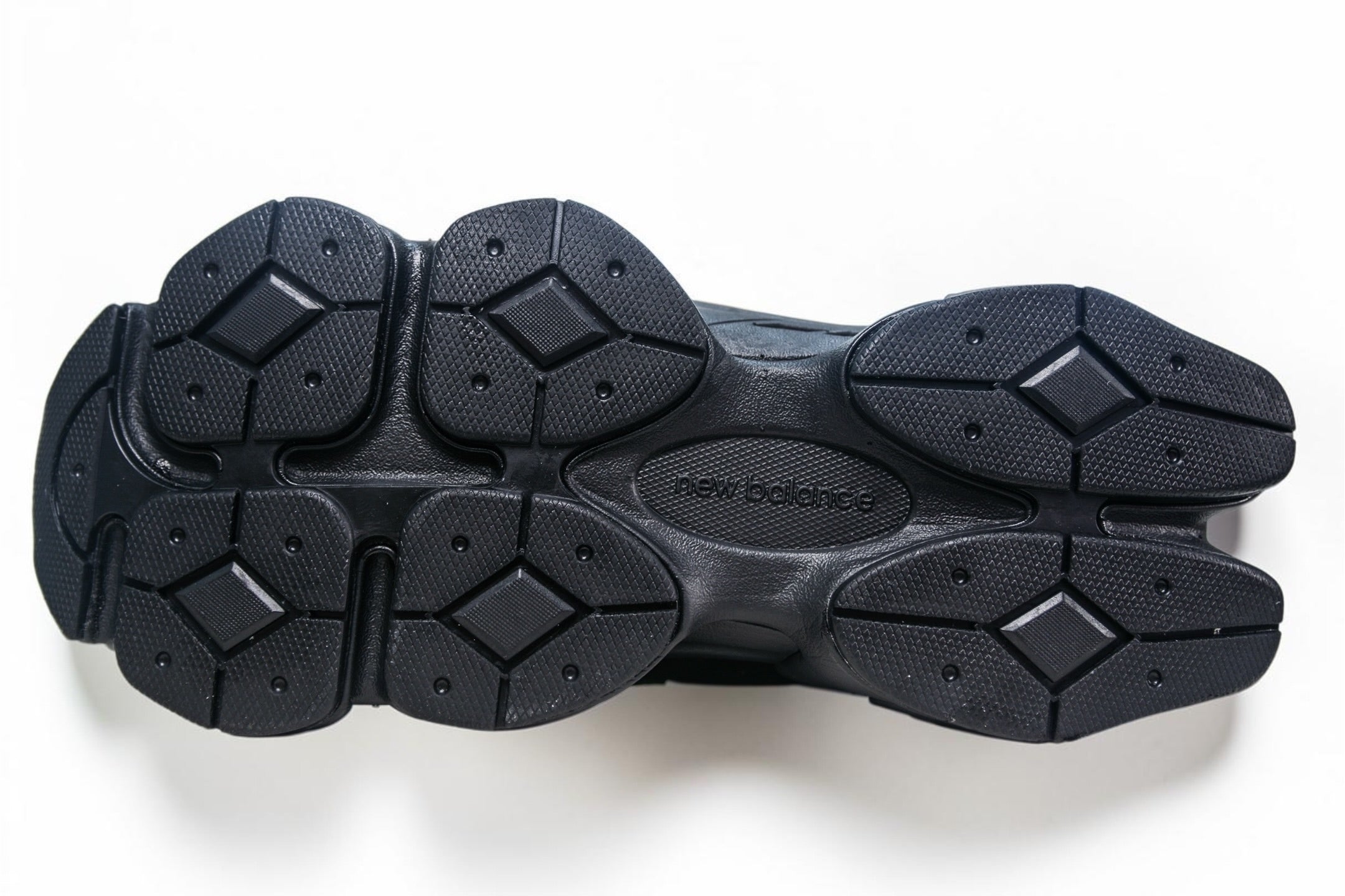 NEW BALANCE 9060 BLACK/SILVER
