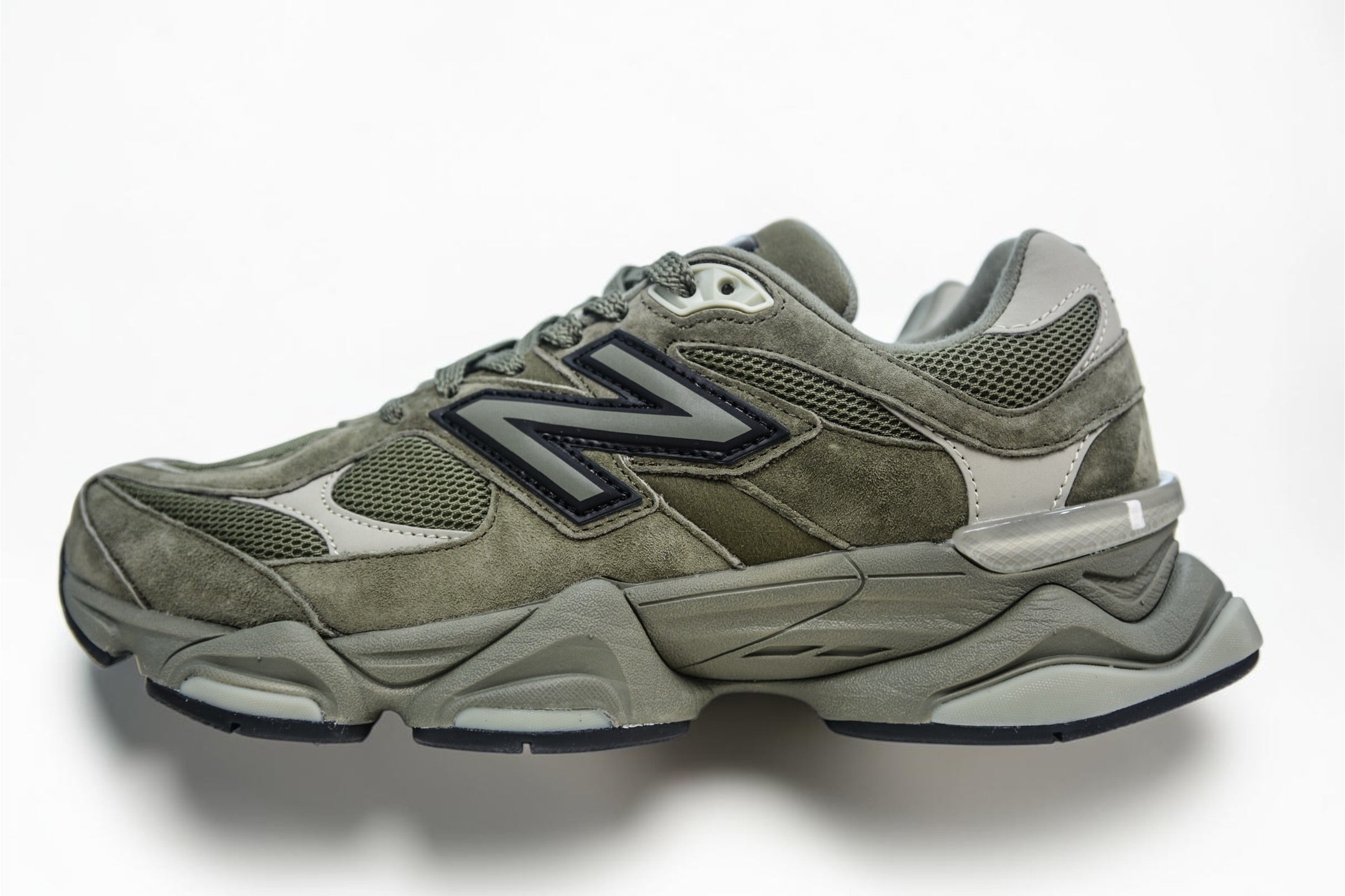 NEW BALANCE 9060 OLIVE GREEN/GREY