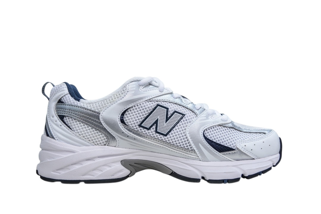 New Balance 530 Trainers – Silver/White